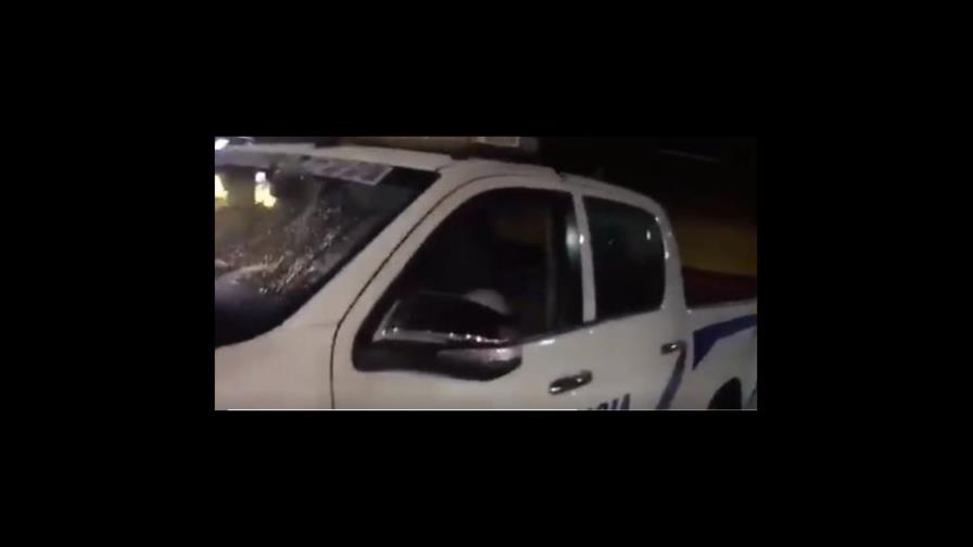 VIDEO: Policía promete “sanción” contra agentes dormían adentro de patrulla VIDEO: Policía promete “sanción” contra agentes dormían adentro de patrulla