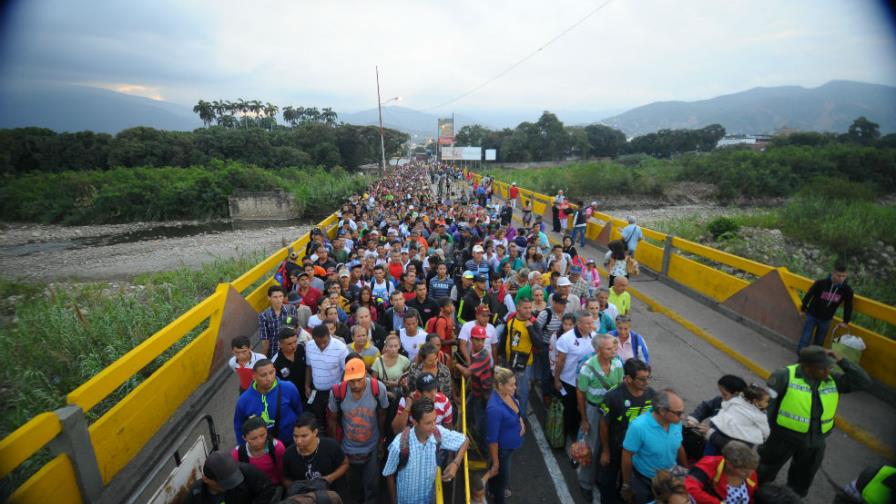 La ONU, preocupada por el éxodo de venezolanos, pide ayudar a países vecinos