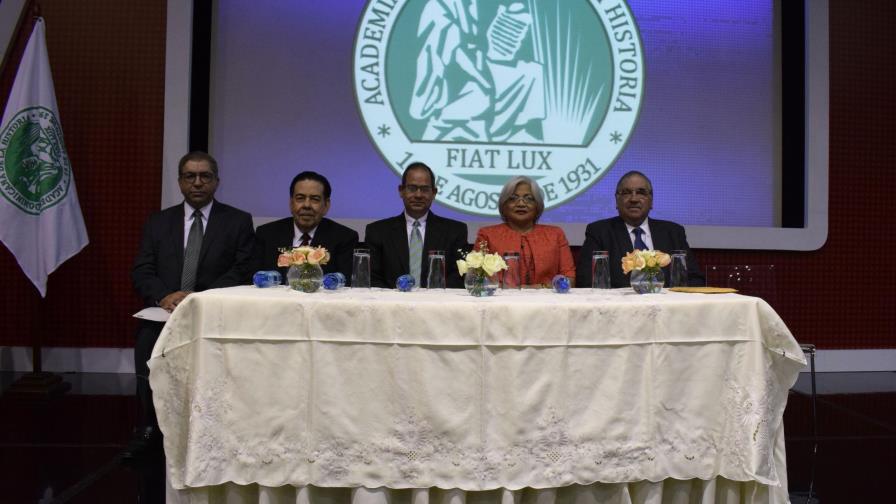 Historiador Francisco Febres Cordero explica por qué España aceptó la anexión de Santo Domingo 