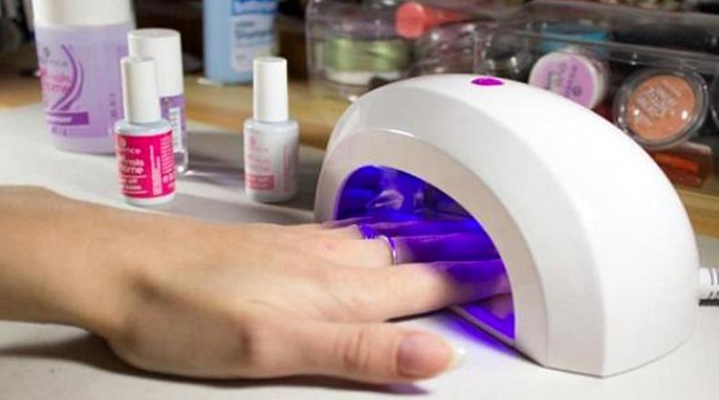 Uso excesivo de rayos UV para tratamiento de uñas puede causar cáncer de piel