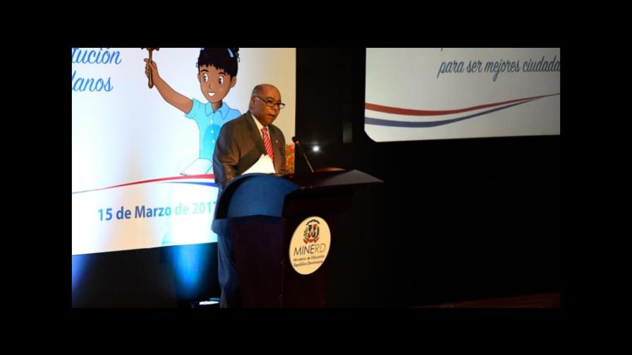 TC entregará al Minerd versión escolar de la Constitución