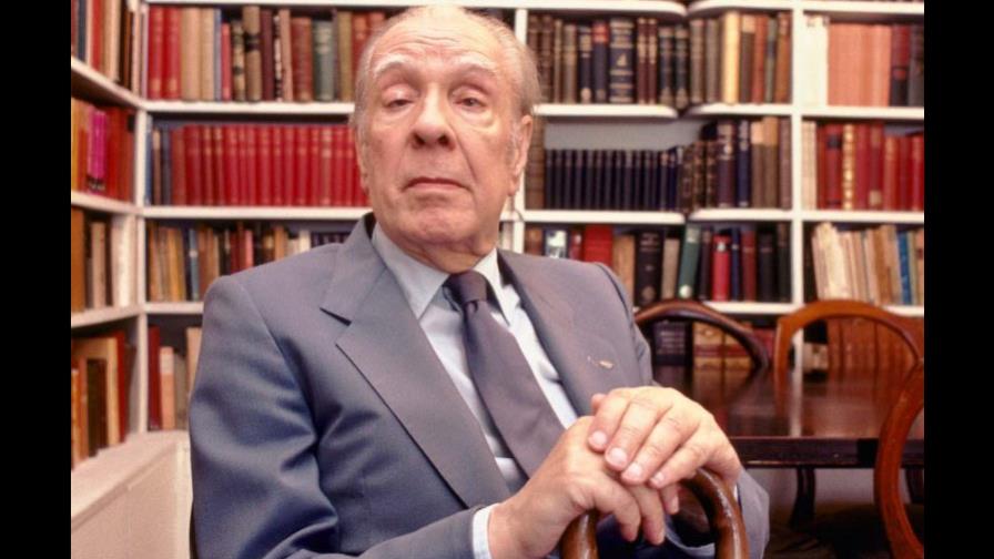 Restauran la biblioteca personal de Jorge Luis Borges