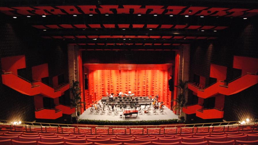 Niní Cáffaro afirma que la música urbana no es para el Teatro Nacional Niní Cáffaro afirma que la música urbana no es para el Teatro Nacional