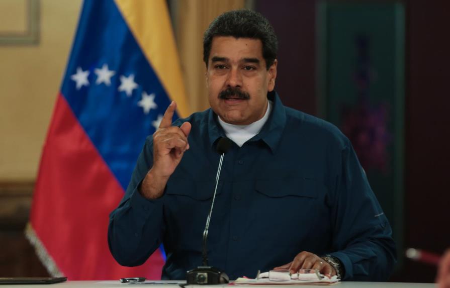 Maduro anuncia que multiplicará por 34 el salario mínimo