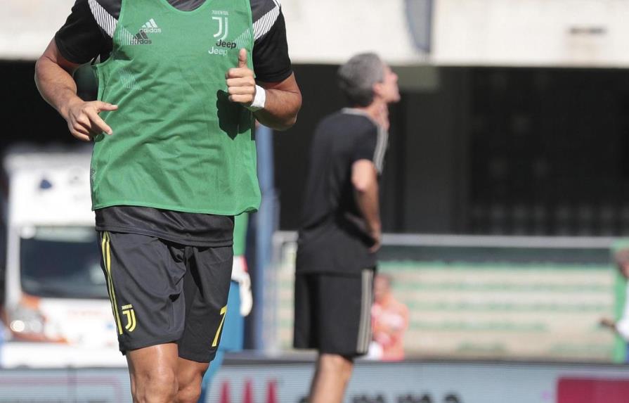 Pelé desea suerte a Cristiano Ronaldo en su debut oficial con el Juventus