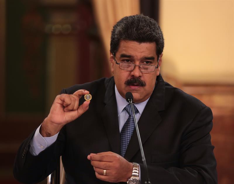 Opositores llaman a protesta y paro tras medidas económicas de Maduro