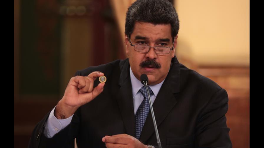 Opositores llaman a protesta y paro tras medidas económicas de Maduro