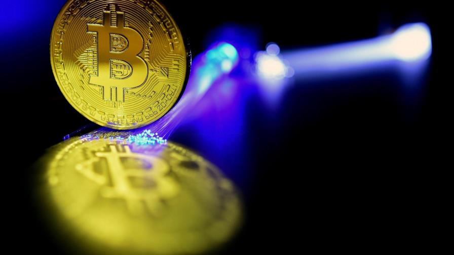 Detenida banda que robó 87 millones de dólares en moneda virtual en China Detenida banda que robó 87 millones de dólares en moneda virtual en China