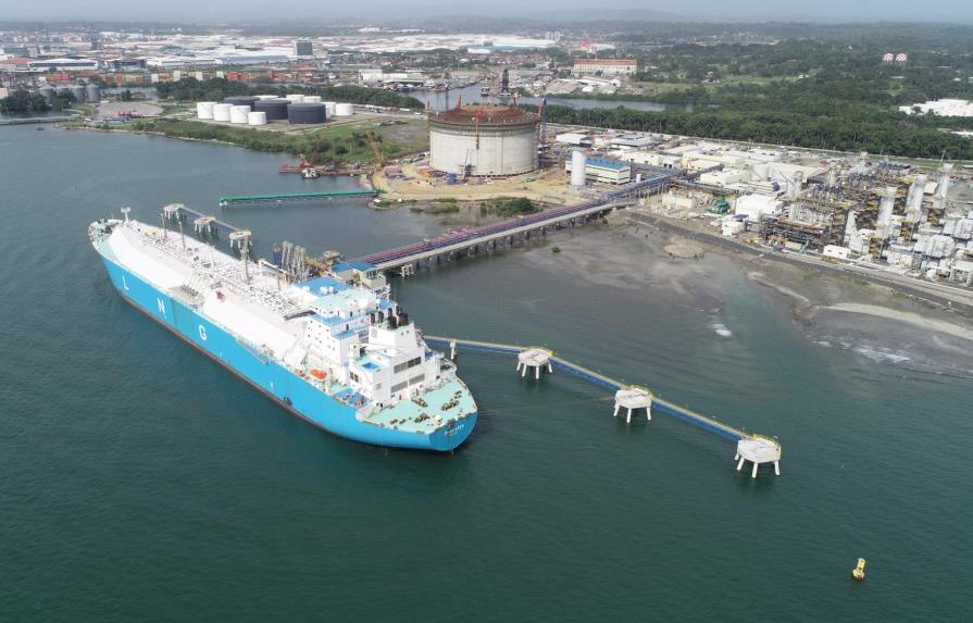 AES inaugura primera planta de generación de energía a base de gas natural en Panamá