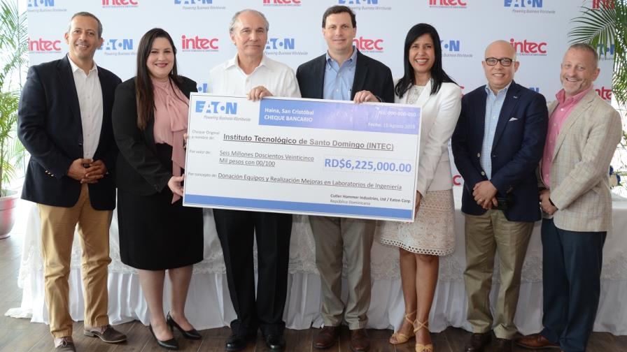 EATON Corporation dona más de RD$6 millones al Intec para habilitación de laboratorio
