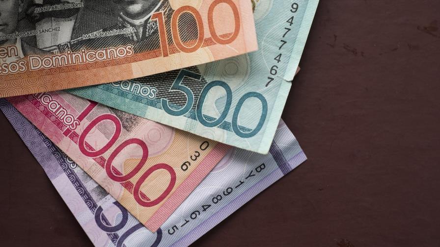 Economistas: es prioridad revisar sistema tributario 