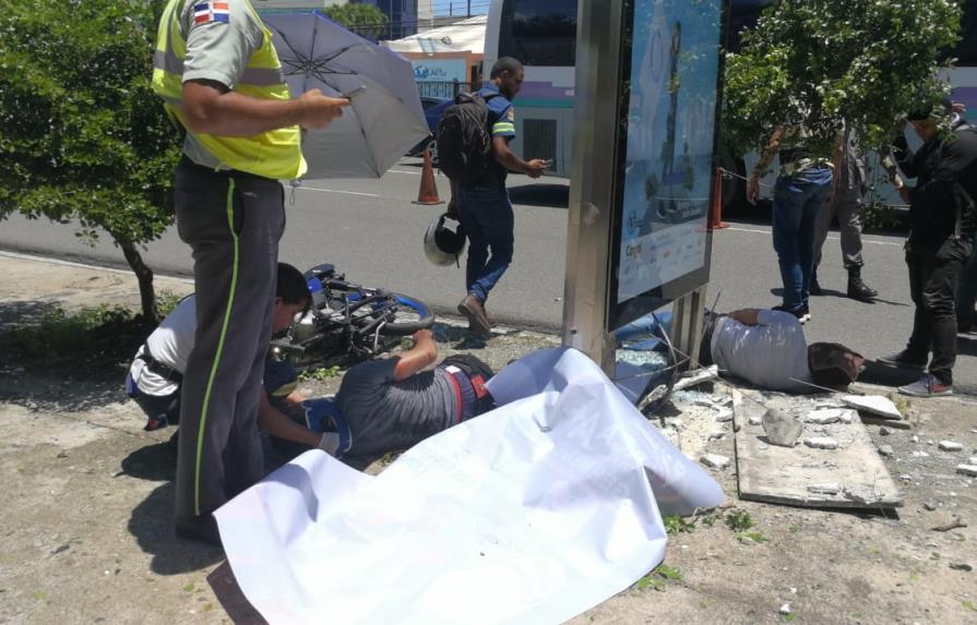 Dos militares heridos en accidente de tránsito en la avenida 27 de Febrero