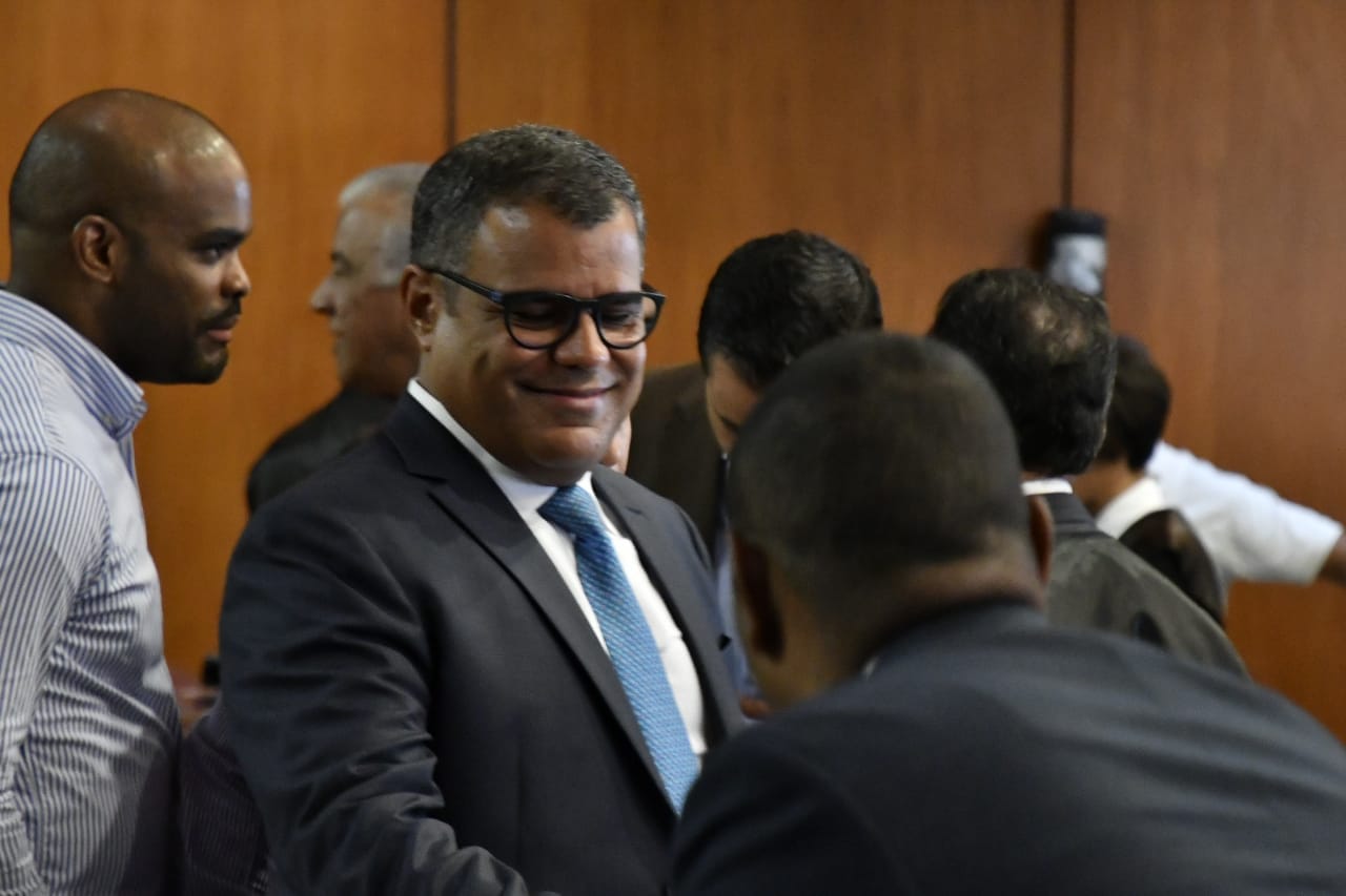 El senador Tommy Galán.