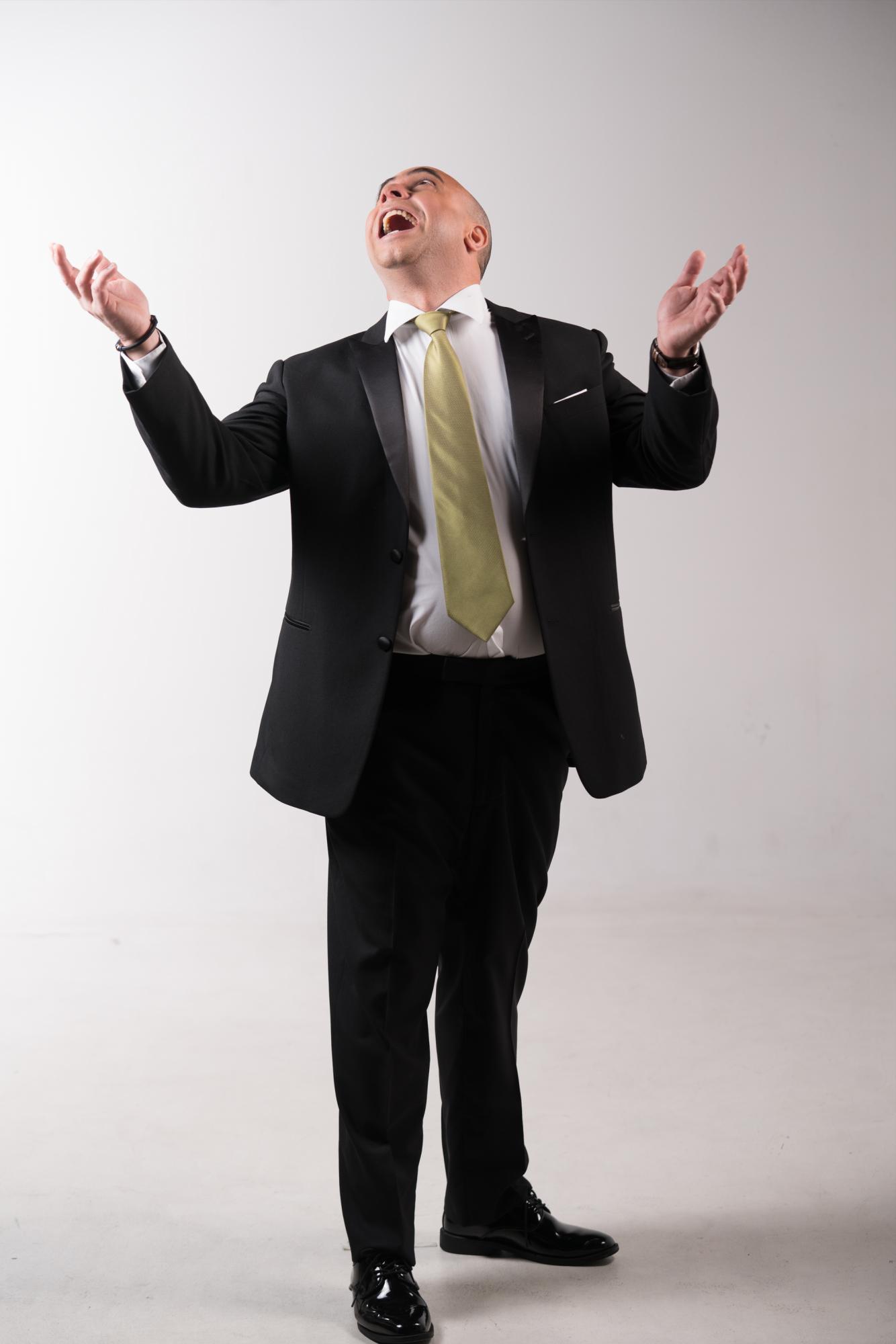 Irving Alberti, actor. 