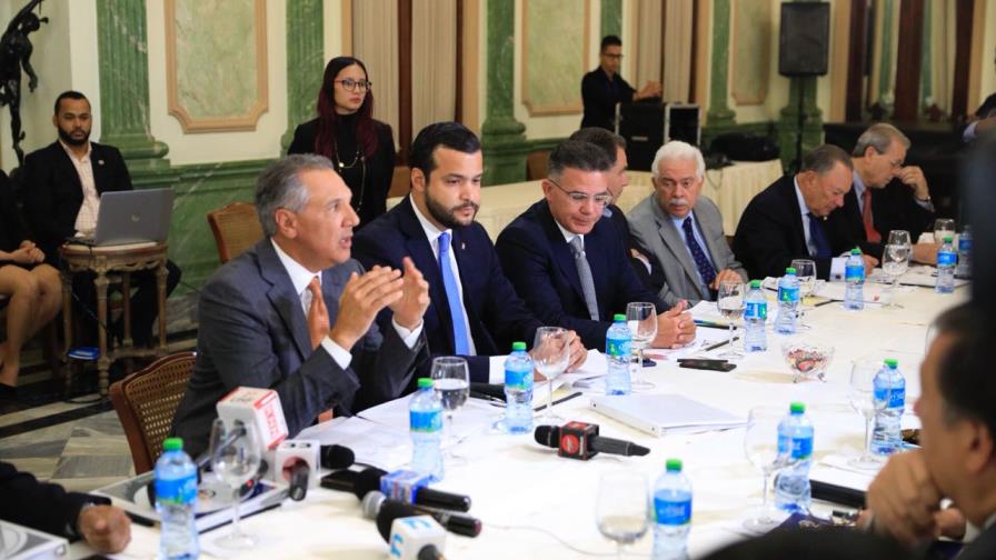 Presentan 97 propuestas que buscan aumentar las exportaciones de RD Presentan 97 propuestas que buscan aumentar las exportaciones de RD