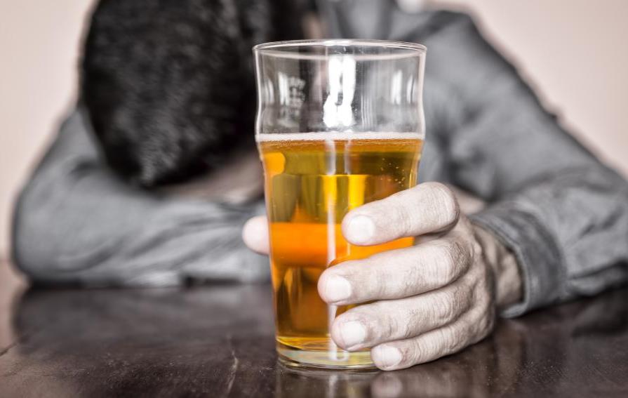Alcohol fue el causante de la muerte de 3 millones de personas en 2016