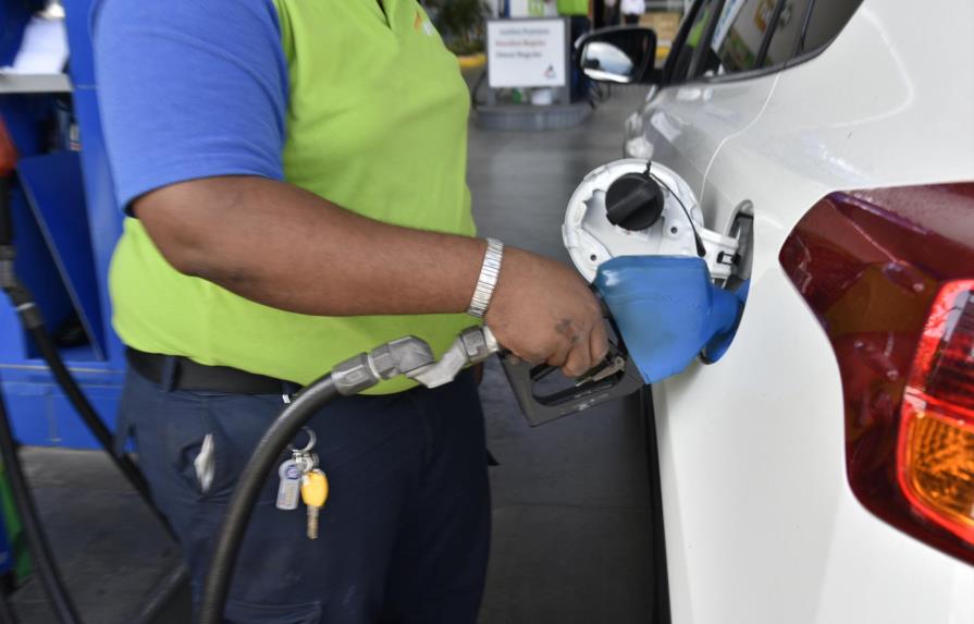 Suben gasoil regular y avtur; precios de los demás combustibles no variarán 