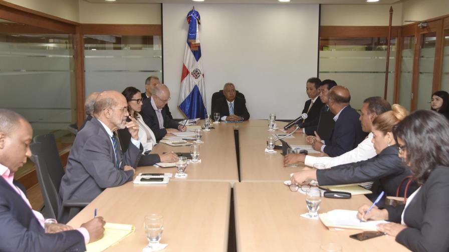 Actualizarán plan maestro de residuos sólidos del Gran Santo Domingo