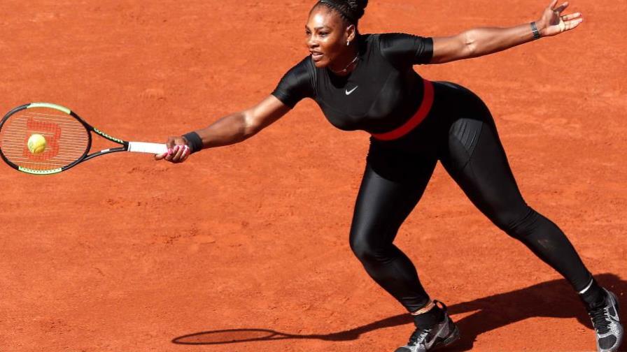 El traje postparto de Serena Williams enfada a Roland Garros