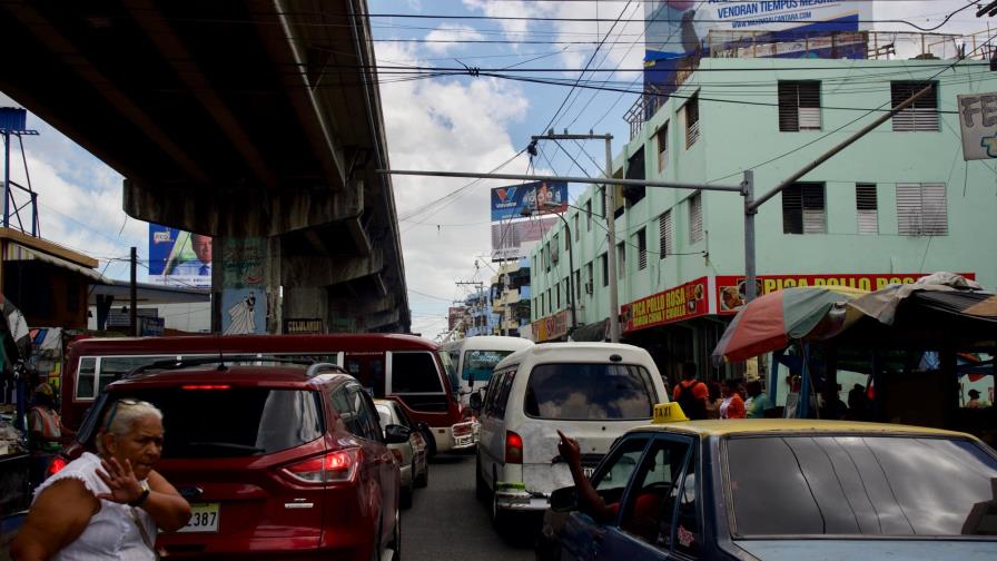 Los diez puntos críticos del tránsito del Distrito Nacional en las horas pico