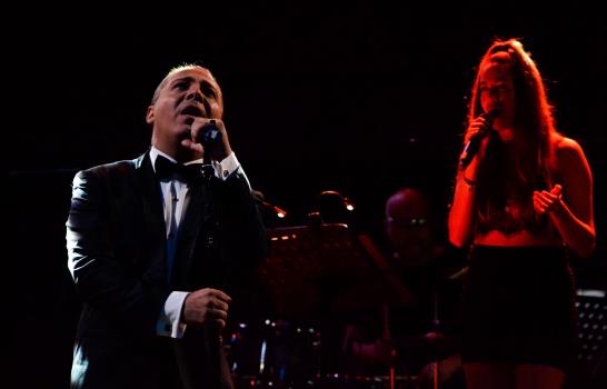 Cristian Castro se divierte en República Dominicana