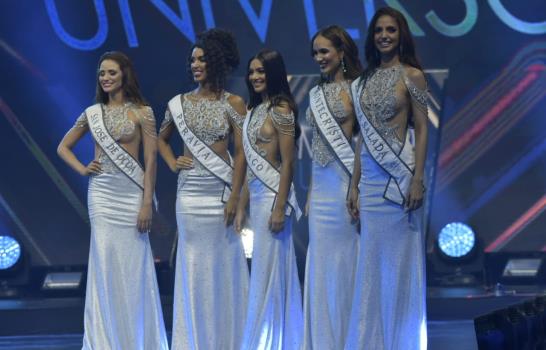 Eligen representante de Laguna Salada como Miss República Dominicana Universo 2018