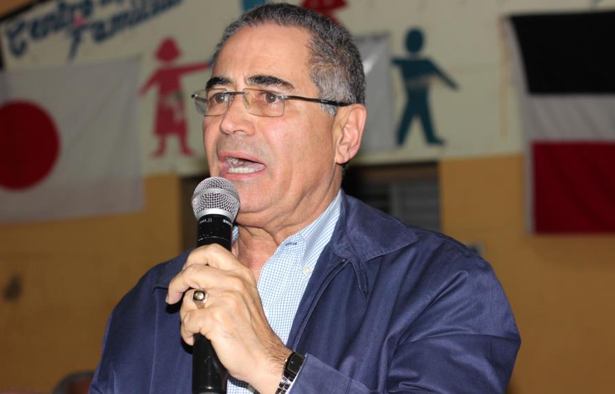 Corriente de Luis Abinader en la zona oriental pide expulsión de Rafael Vásquez por “alta traición”