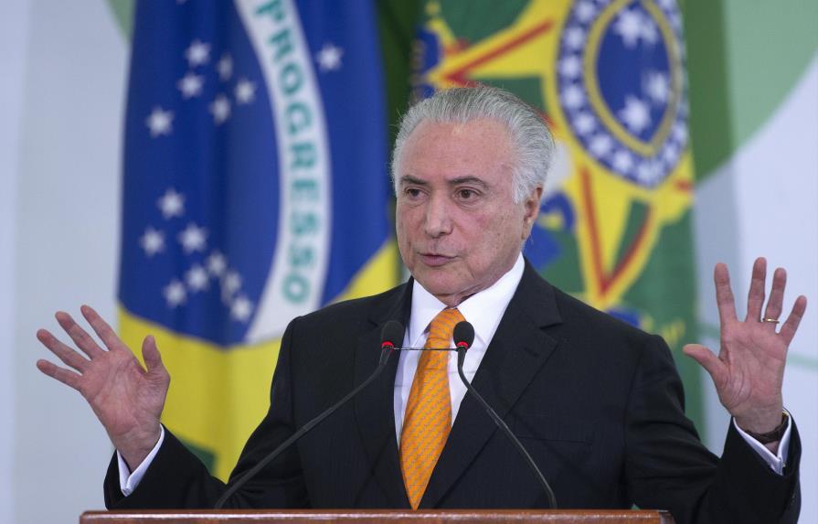 Presidente de Brasil recurre a las Fuerzas Armadas para reforzar la frontera con Venezuela