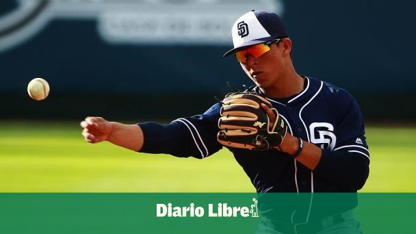 Mexicano Luis Urías se estrena en Grandes Ligas con San Diego Padres