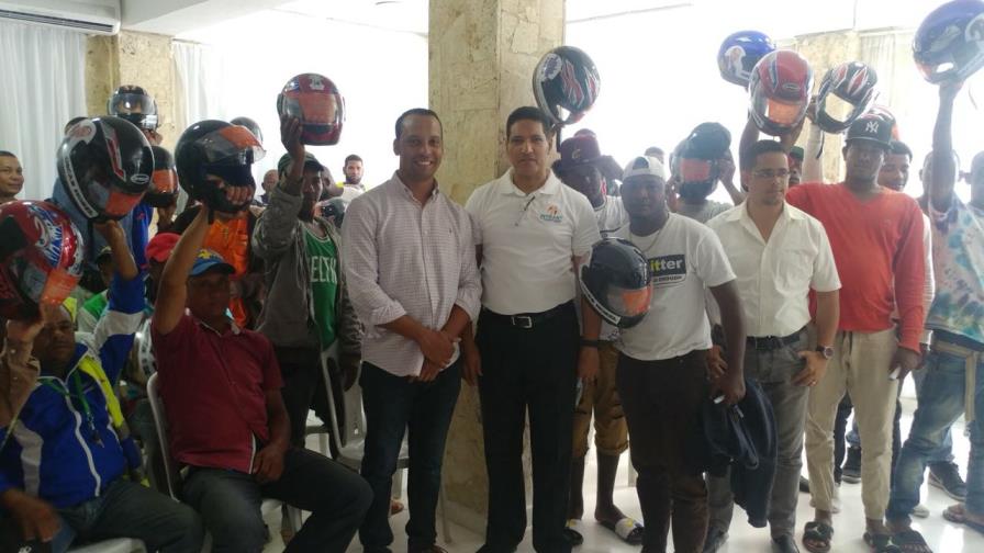 Joven de Monte Plata apuesta por una provincia más segura y sin accidentes