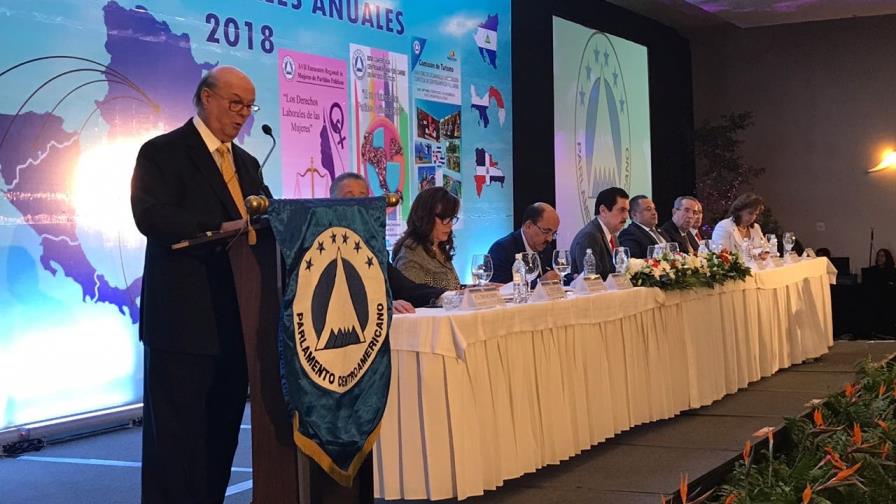 Hipólito Mejía: “El PLD se ha llevado hasta los edificios de las empresas del Estado” Hipólito Mejía: “El PLD se ha llevado hasta los edificios de las empresas del Estado”