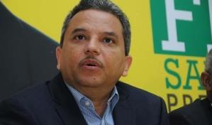 Fidel Santana, embajador de Uruguay, encabeza nuevo movimiento pol&iacute;tico