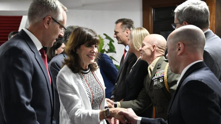Embajadora de EEUU busca fortalecer relaciones con República Dominicana Embajadora de EEUU busca fortalecer relaciones con República Dominicana