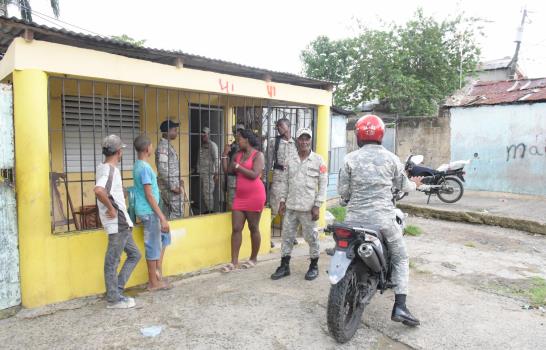 URBE traslada 16 familias de Los Guandules, pero hay resistencia