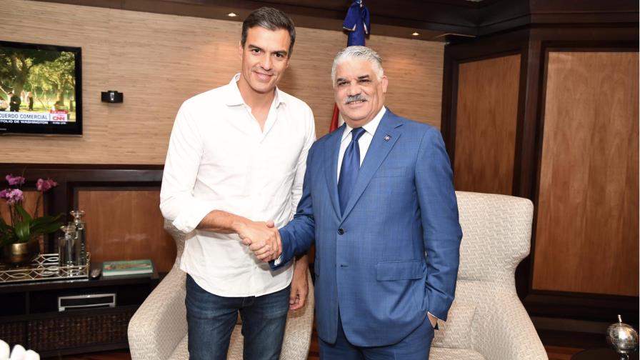 Canciller Miguel Vargas se reúne hoy con el presidente español en el aeropuerto Las Américas Canciller Miguel Vargas se reúne hoy con el presidente español en el aeropuerto Las Américas