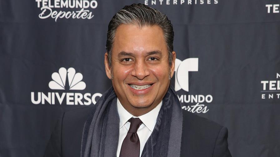 Daniel Sarcos anuncia que será padre otra vez