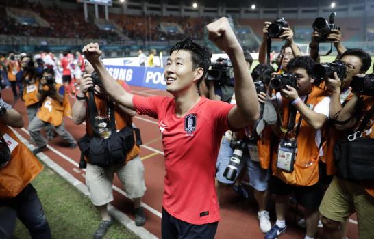Son Heung-min logra oro en Juegos Asiáticos y se libra del servicio militar 