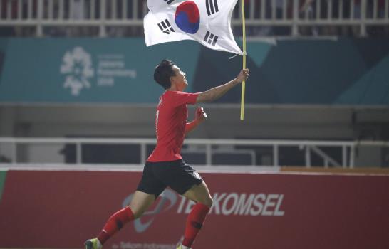 Son Heung-min logra oro en Juegos Asiáticos y se libra del servicio militar 