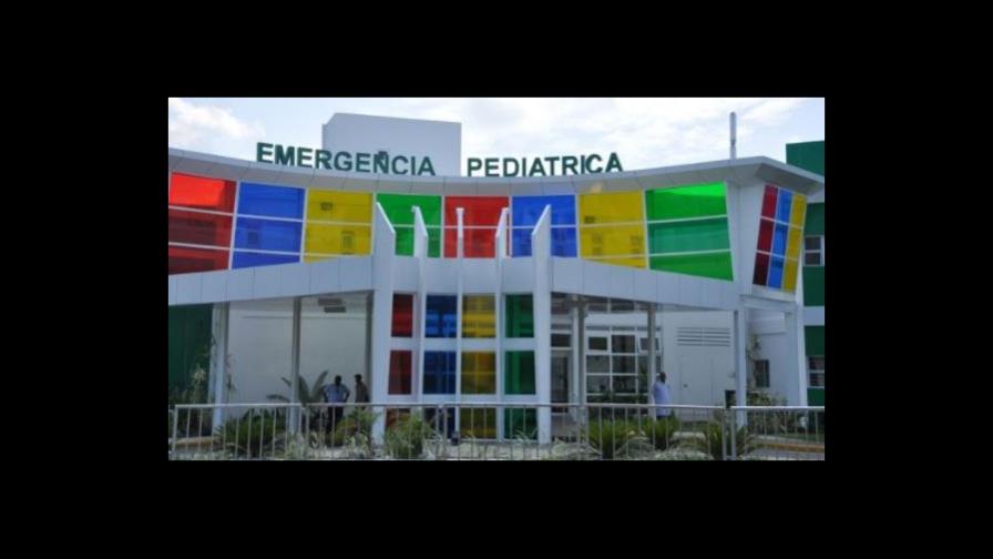 Abandonan recién nacida en una avenida en Santiago