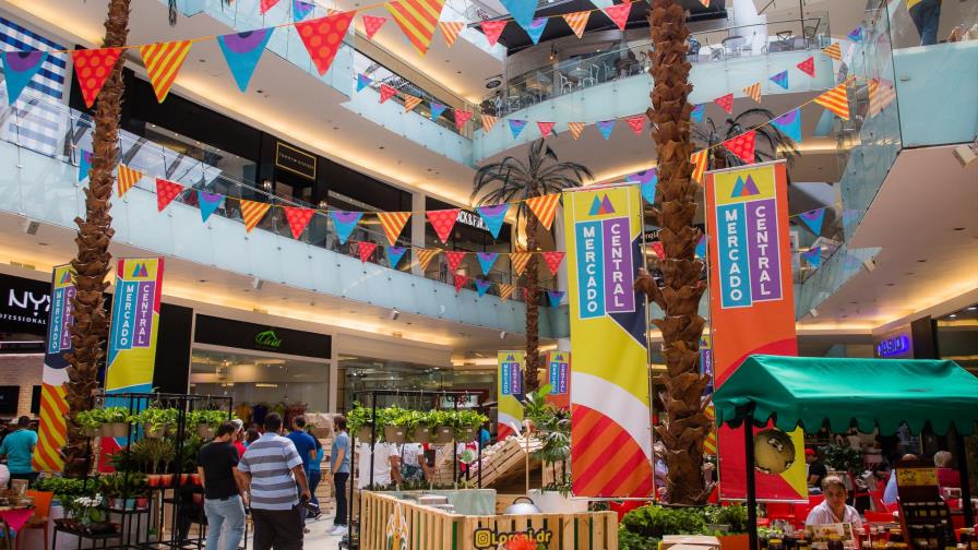 Productores llegaron desde el campo al Mercado Central de Ágora Mall