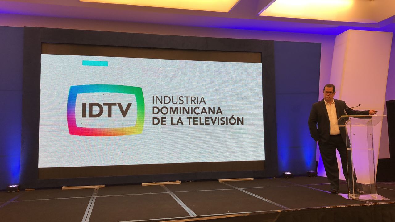 Analizan retos de la televisión local en la era digital 
