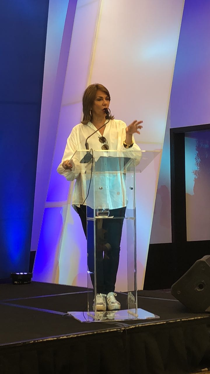 Milagros Germán cierra el seminario con un llamado a las agencias a respaldar la calidad de la televisión para beneficio de la población.