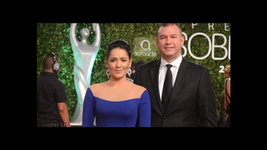 Evelio Herrera apodera a sus abogados de demanda de Tueska; dice aún la representa 