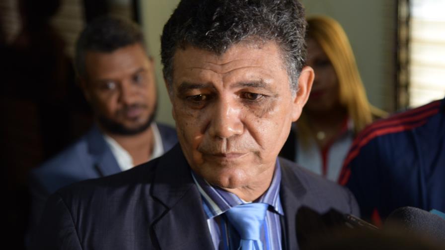 Alcalde Francisco Peña llama a tomar precaución con haitianos por casos de malaria 