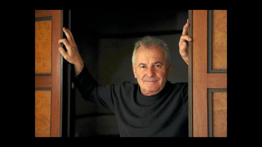 Víctor Manuel anuncia su primer disco de canciones originales en una década Víctor Manuel anuncia su primer disco de canciones originales en una década