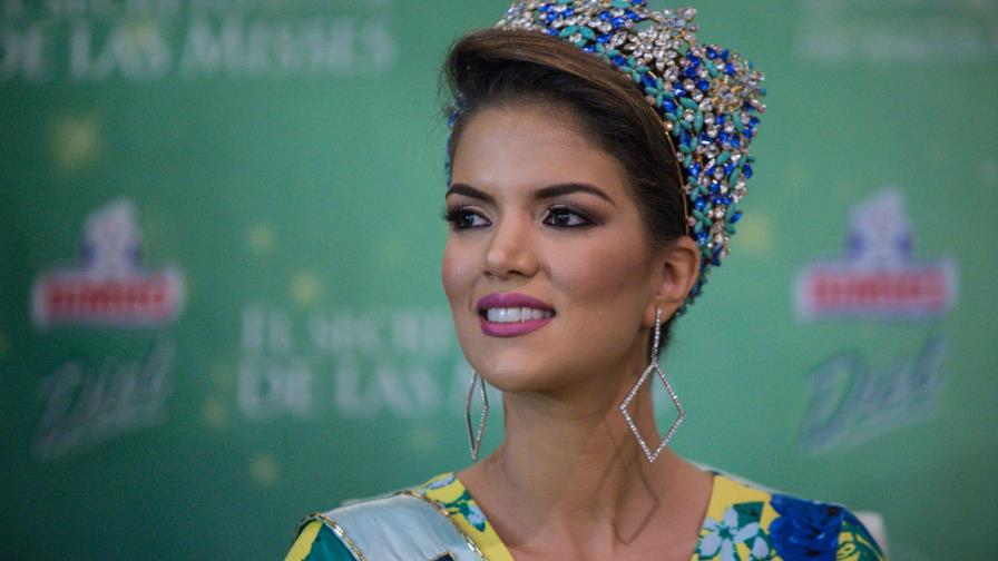 Reina de belleza retira acción contra Miss Venezuela