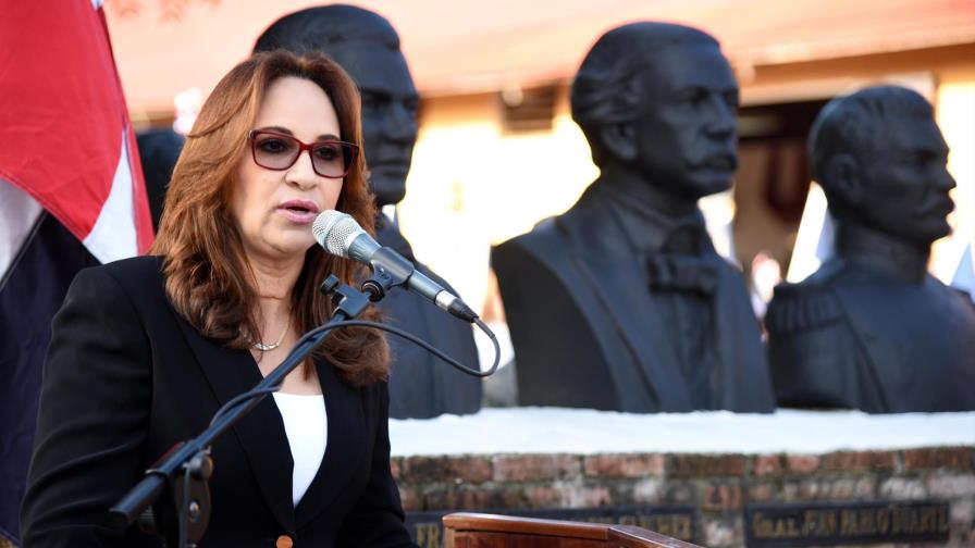 Poder Ejecutivo designa a Aura Toribio directora general de Pasaportes Poder Ejecutivo designa a Aura Toribio directora general de Pasaportes