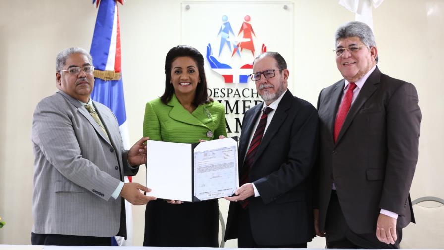 Concluirán construcción del CAID Santo Domingo Este en terrenos donados por Molinos Modernos 