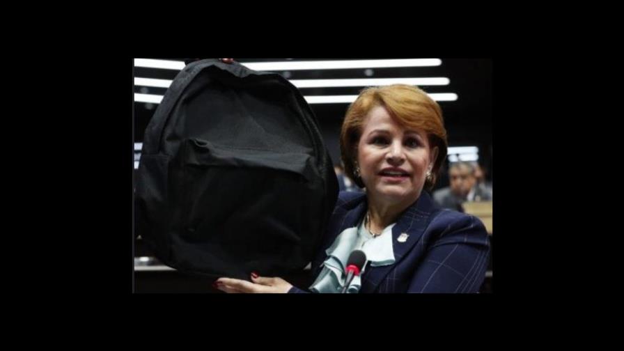 #YoCreoenYomaira, salen en defensa de la diputada Lucía Medina #YoCreoenYomaira, salen en defensa de la diputada Lucía Medina