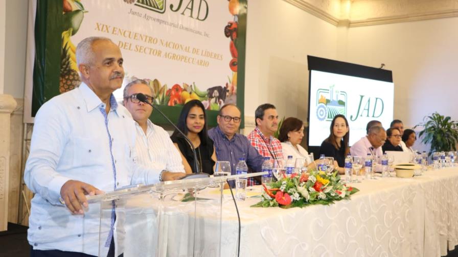 Agricultura comprará equipos pesados para reparar caminos vecinales Agricultura comprará equipos pesados para reparar caminos vecinales